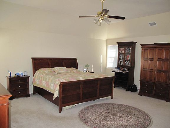 5th image of 6309 Yorkdale Dr
