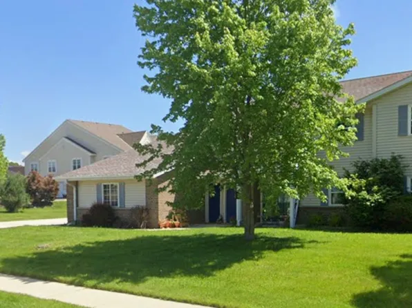 200 Park Ln Suite 1, Lomira, WI 53048