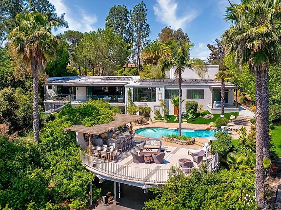 3rd image of 4620 Yerba Santa Dr