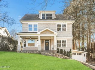 26 Chapel Ln, Riverside, CT 06878