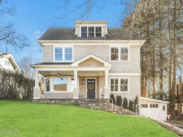 26 Chapel Ln, Riverside, CT 06878