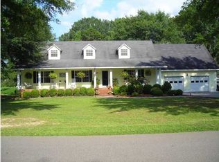 4892 Phillips Dr, Gardendale, AL 35071