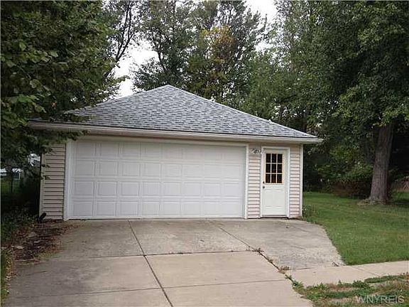 4th image of 50 Woodlane Dr