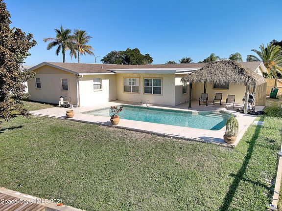 2nd image of 444 Sparrow Dr