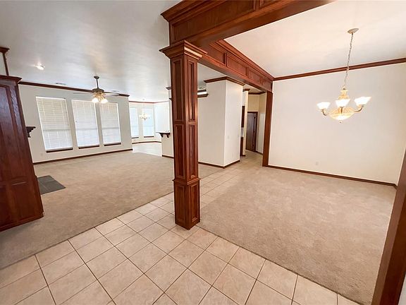 3rd image of 13808 S Robinson Ave