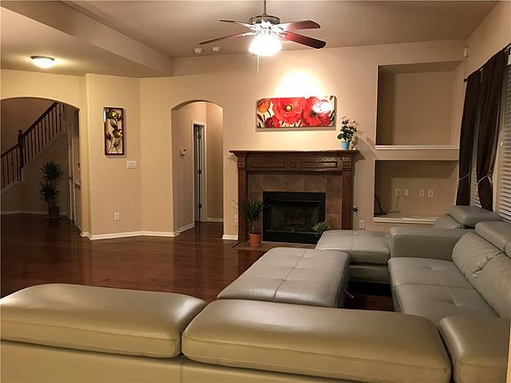 5th image of 15424 Belfin Dr