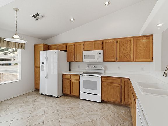 5th image of 1728 W Wide River Dr