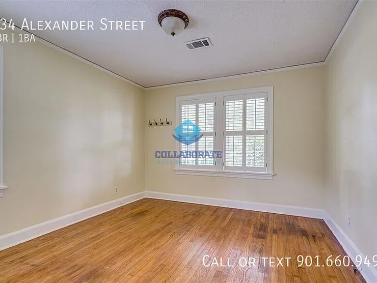 134 Alexander St — Photo 9