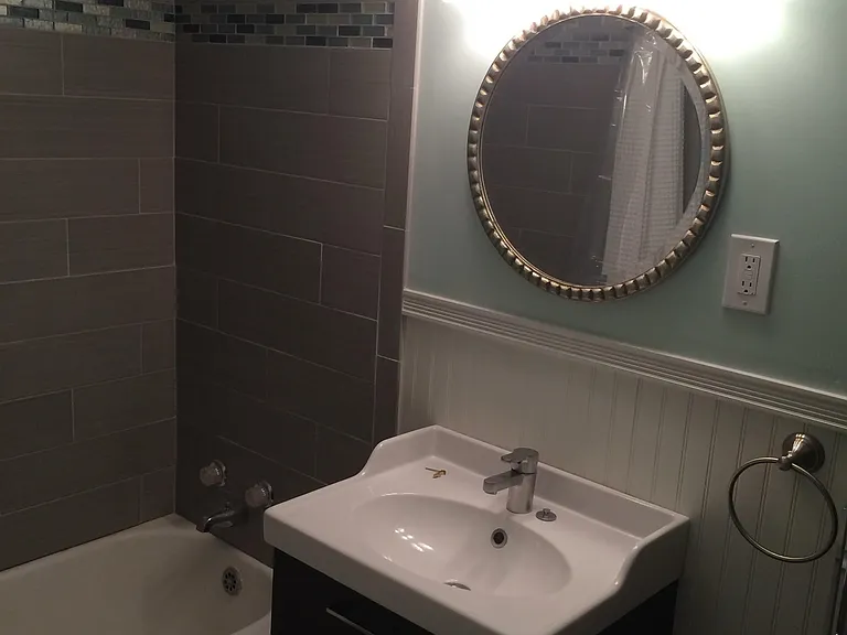 325 Helen St #A — Photo 6