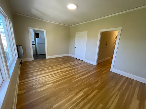 4133 Webster St APT 9, Oakland, CA 94609