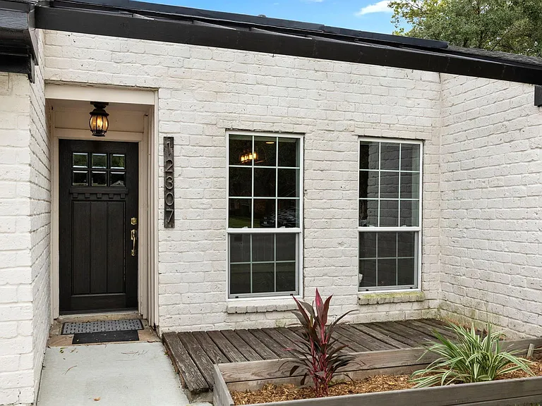12307 Nova Ct — Photo 2