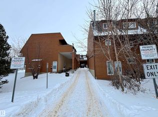 Greenview Terrace, Edmonton, AB T6L 3P6