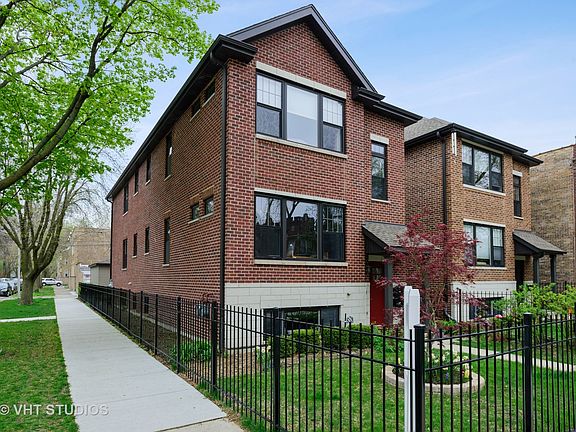 2nd image of 5859 N Maplewood Ave