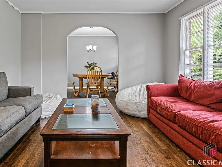 135 Hillside St — Photo 6