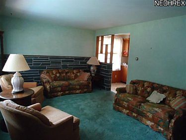 4th image of 1944 Highlawn Ave