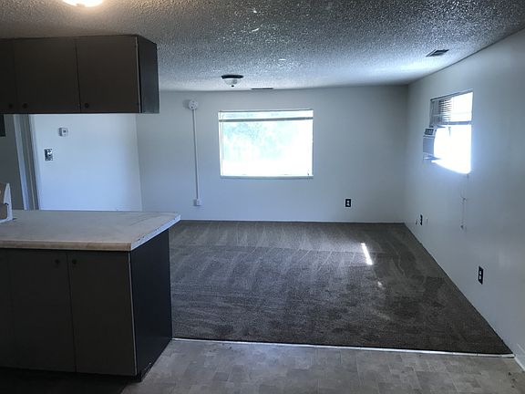 4th image of 221 S 1000 E Unit 4
