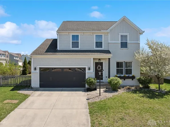 174 Sandelwood St, Springboro, OH 45066