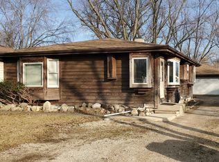 3927 N Adams St, Westmont, IL