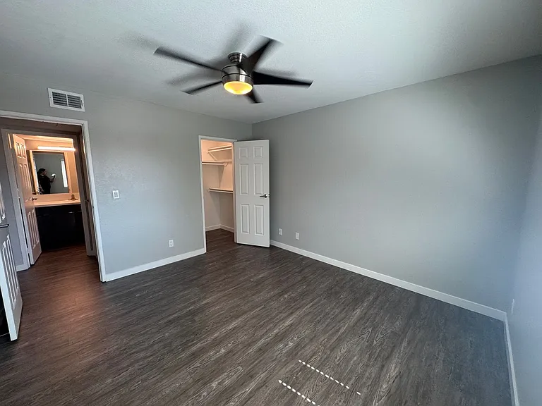 Corona Pointe Resort — Photo 201