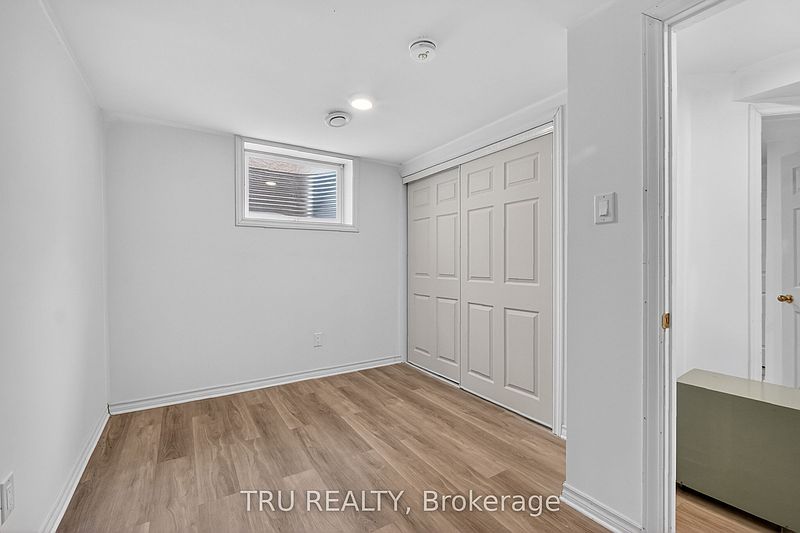 Ottawa House for rent - 3 Bedrooms — photo 14