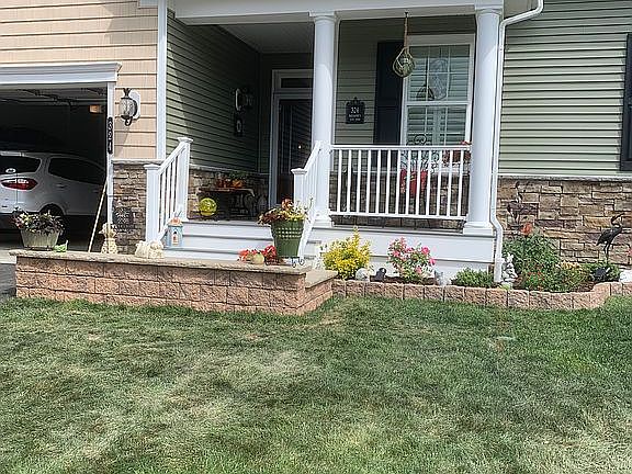 Hardscape /garden wall