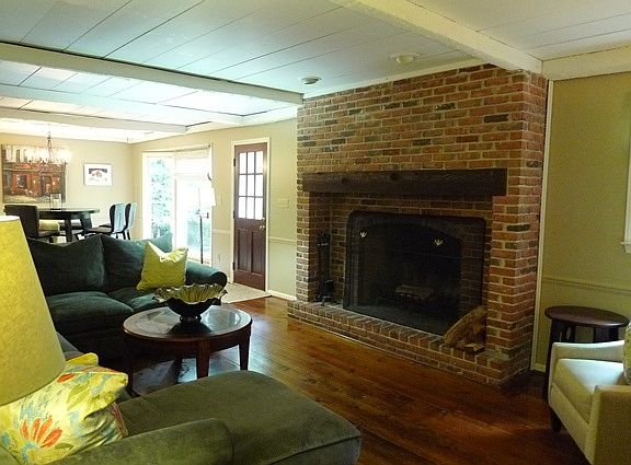 4th image of 3523 Fox Hollow Ln