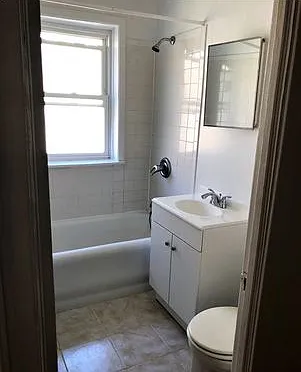 Studio, 1.0 bath, $1,150 — Photo 3