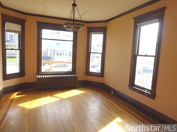 3rd image of 2103 Willow Ave N