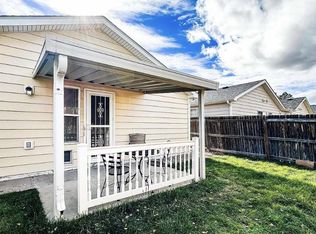 330 Appletree Ln, Cheyenne, WY 82009