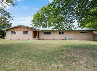 3255 Frederick Rd, Claremore, OK 74019