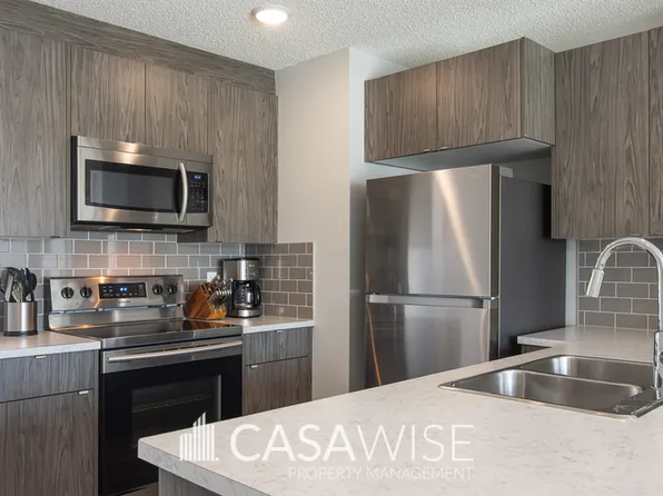 3073 Coughlan Ln SW #Gs, Edmonton, AB T6W 3N8