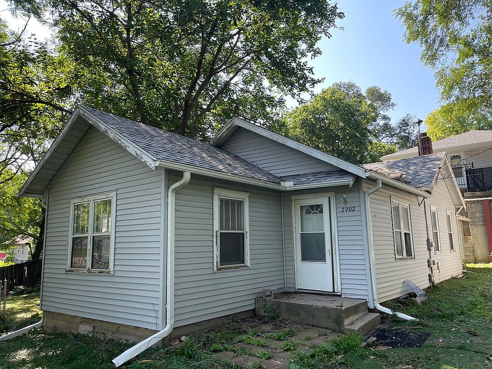 1st image of 2902 Peters Ave