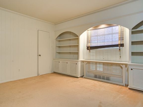 3rd image of 4715 22nd St