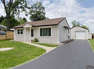 4 Shannon Ln, Niskayuna, NY 12309
