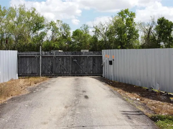 7314 Philibert Ln, Houston, TX 77028