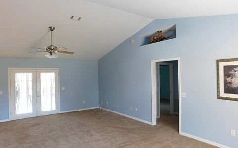 2nd image of 283 SW Creekside Ln