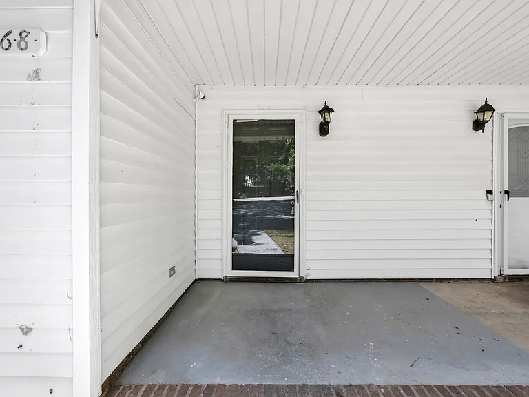 168 Thames Valley Ct — Photo 3
