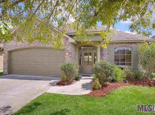 25376 Lake George Dr, Denham Springs, LA 70726