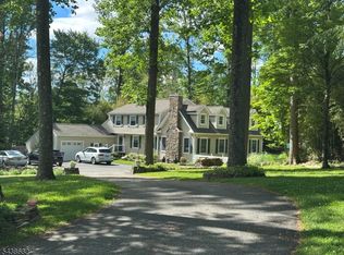 30 Dogwood Dr, Chester Twp., NJ 07930