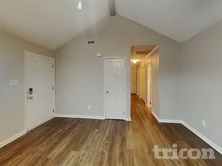 8820 Kishorn Ct — Photo 4