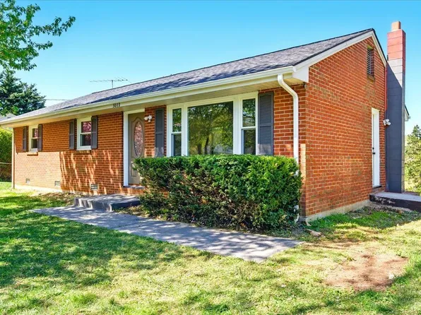 3012 Sleepy Ridge Dr, Bedford, VA 24523