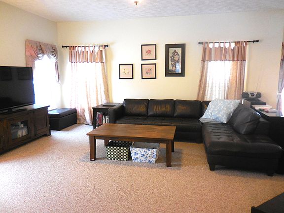 5th image of 2295 Oak Glen Ct