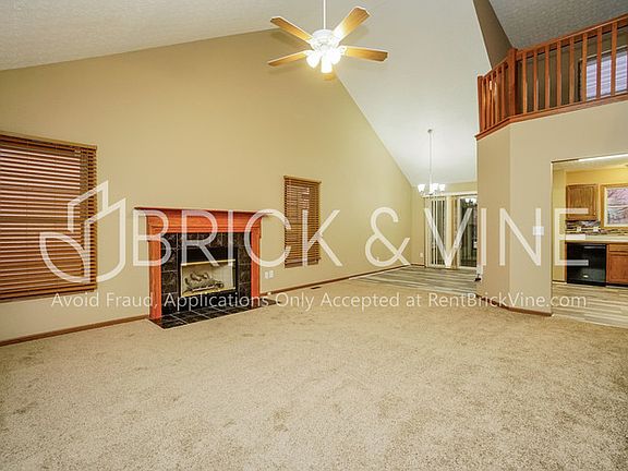5th image of 270 Yehlshire Dr