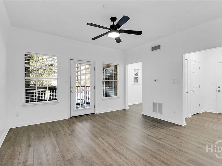 4104 Walden Park Dr — Photo 5