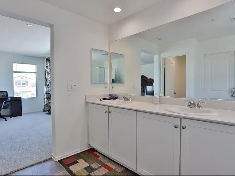 84422 Calle Larriva — Photo 20