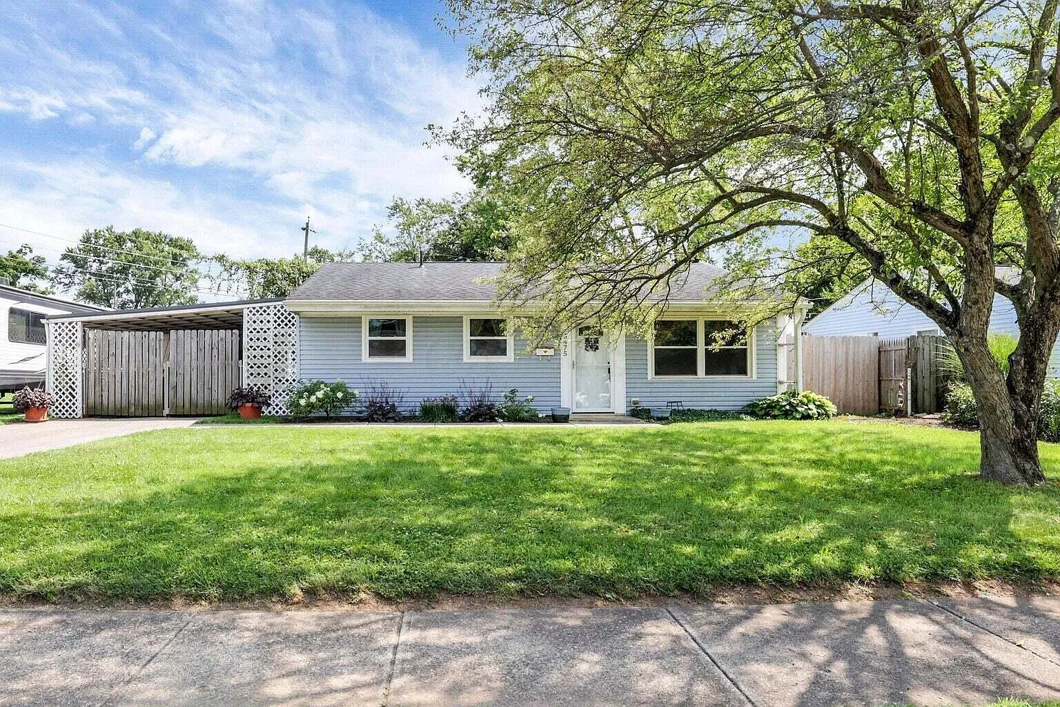 5475 Inlet Dr photo 1