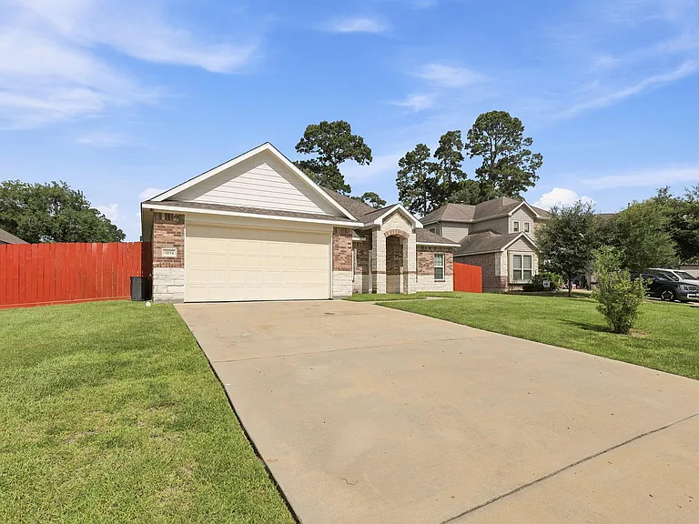 15914 Tug Ct — Photo 3