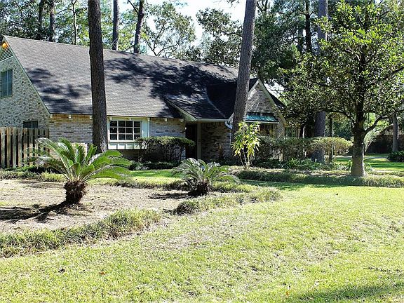 Corner lot - Easy access to 249, BW 8, I-45 and 99.