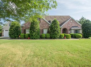 6771 Freedom Pl, Springdale, AR 72762