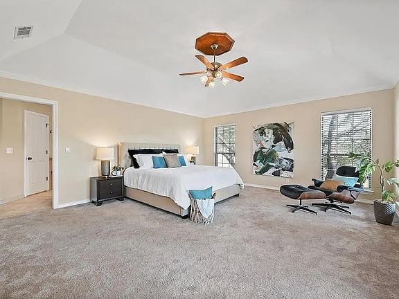 5th image of 415 New Lido Dr